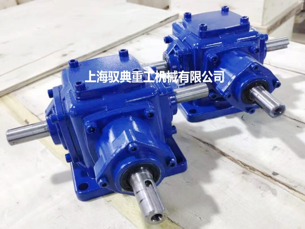 T型傘齒輪轉(zhuǎn)向箱T4-2:1-1-LR-O實(shí)物圖